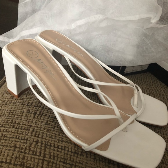 Nasty Gal Mule be back Strappy Block Heeled Mule White Size 7 - Picture 1 of 9